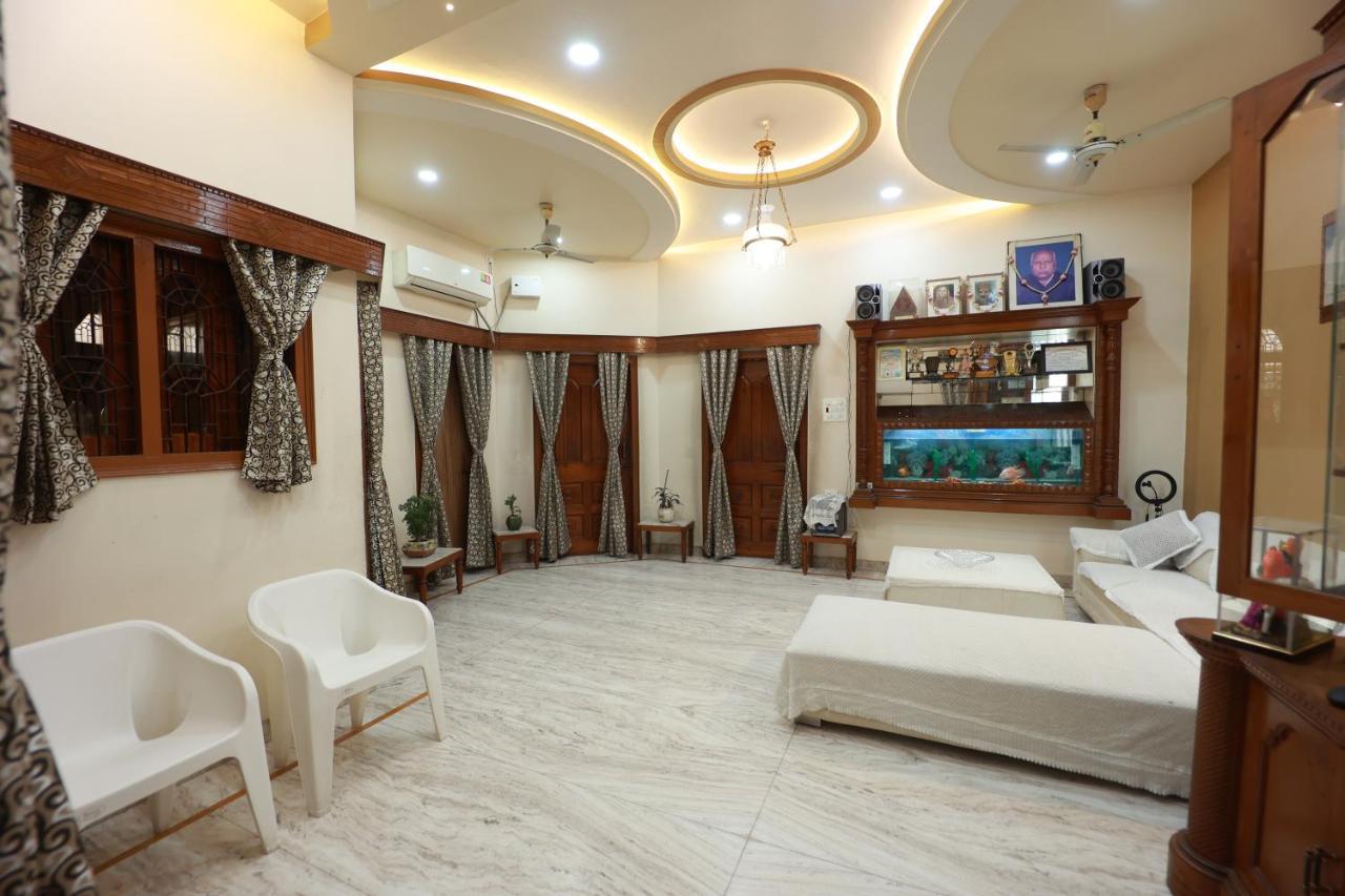 Kapoor Sahab Homestay : It'S A Home Away From Home. Varanasi Eksteriør bilde